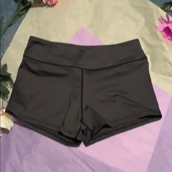 Workout spandex shorts - Picture 2 of 2